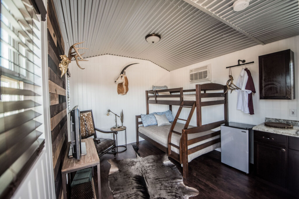 How to Build a Cabin for Your Hunting and Fishing Property in Texas